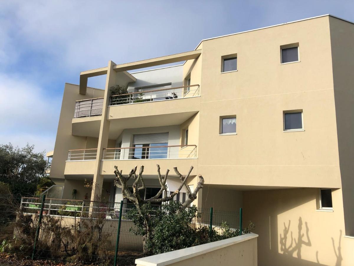 Les Pois Sont Verts La Rochelle  Exterior photo