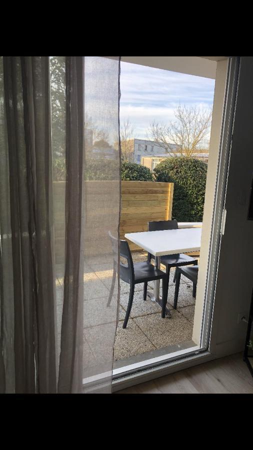 Les Pois Sont Verts La Rochelle  Exterior photo